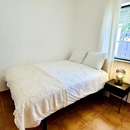 Casa Martins Country 3 - Private Parking & Wifi